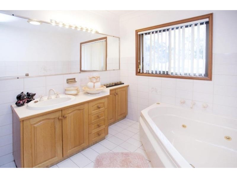 10 Wilga Road, Medowie NSW 2318