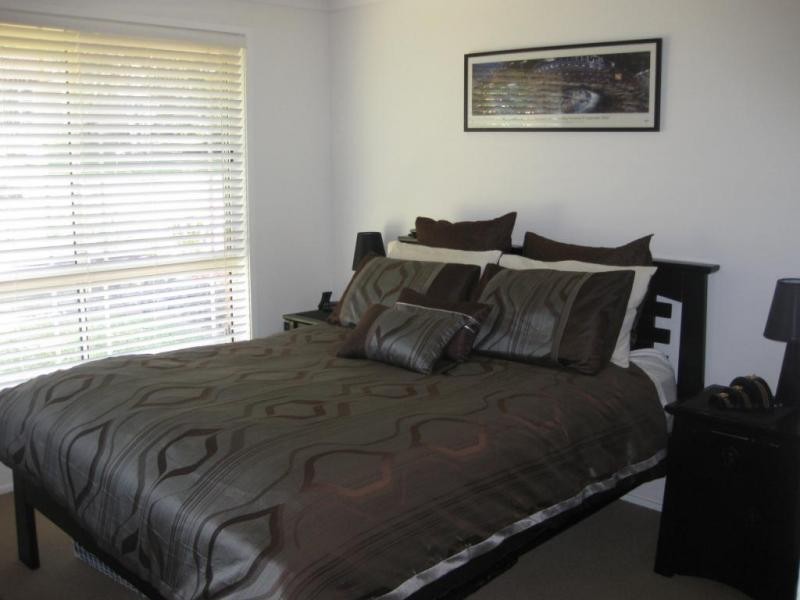 18 Redman Road, Medowie NSW 2318