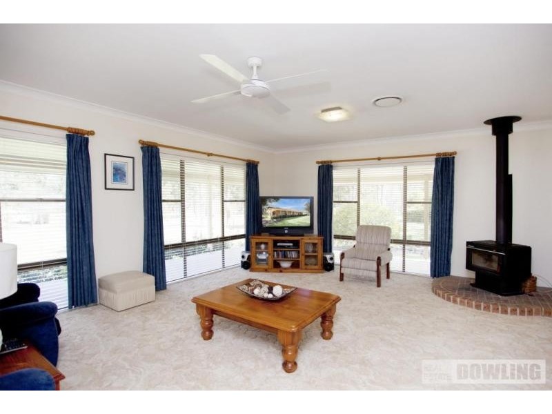 10 Lewis Drive, Medowie NSW 2318
