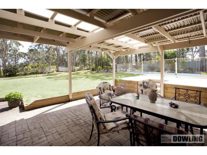10 Lewis Drive, Medowie NSW 2318