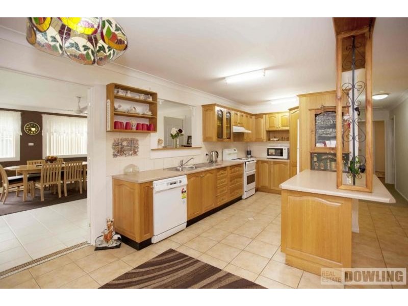 16 Abercrombie Road, Medowie NSW 2318