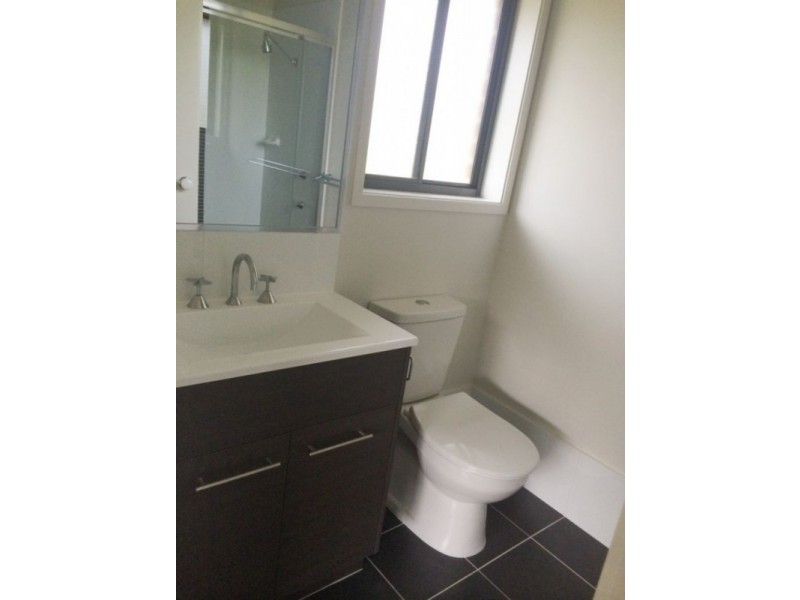 b/40 Abundance Road, Medowie NSW 2318