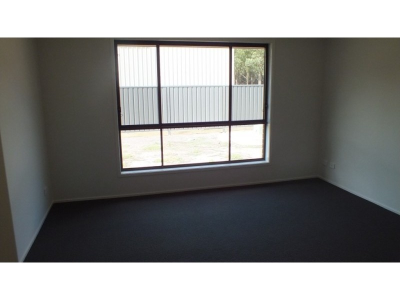 b/40 Abundance Road, Medowie NSW 2318