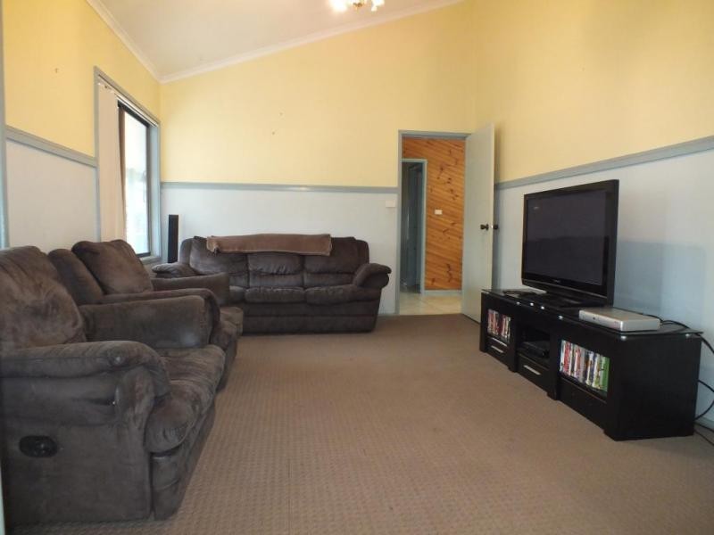 52 President Poincare Parade, Tanilba Bay NSW 2319