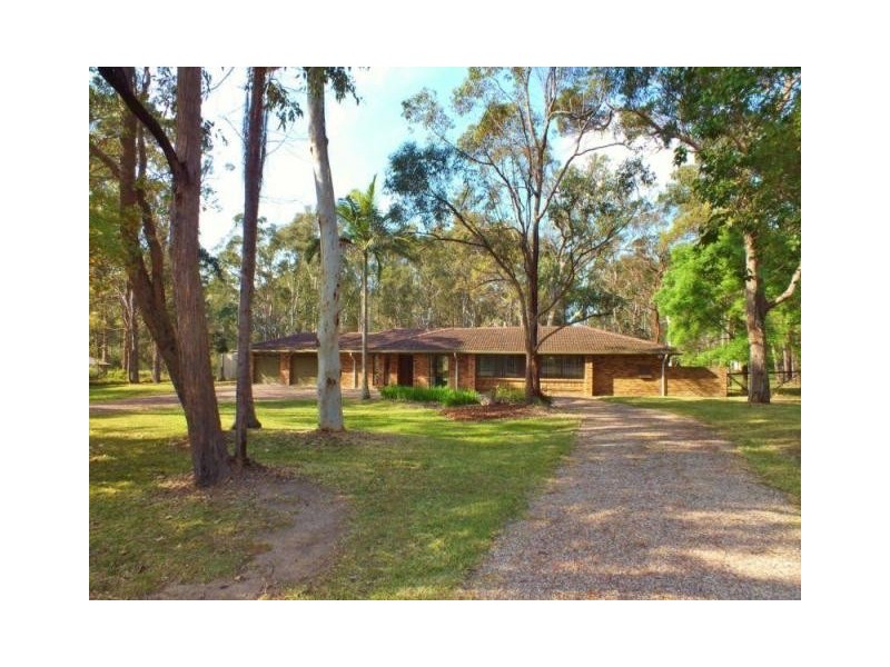 11 Griffiths Avenue, Medowie NSW 2318