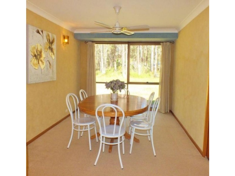 11 Griffiths Avenue, Medowie NSW 2318