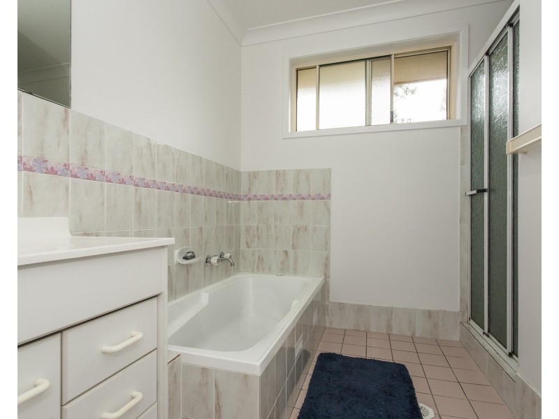 1/5 Benjamin Lee Drive, Raymond Terrace NSW 2324