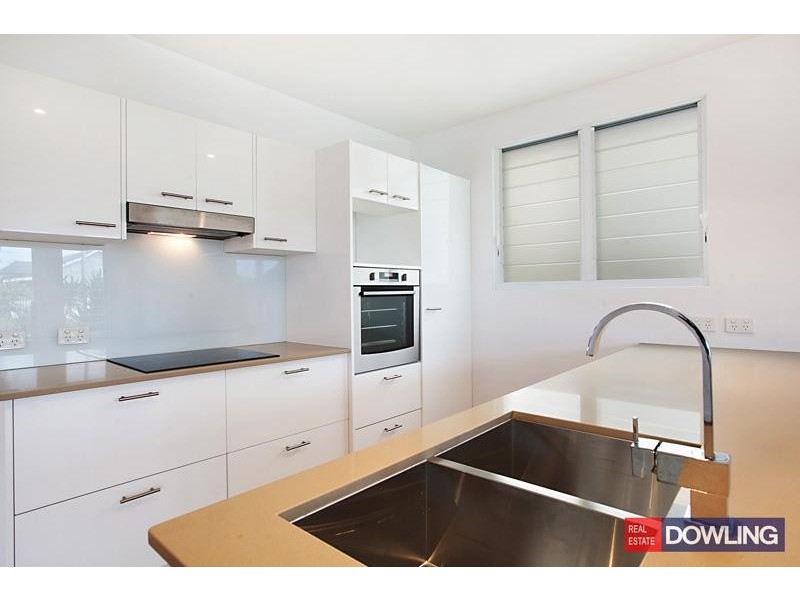 219 Dunbar Street, Stockton NSW 2295