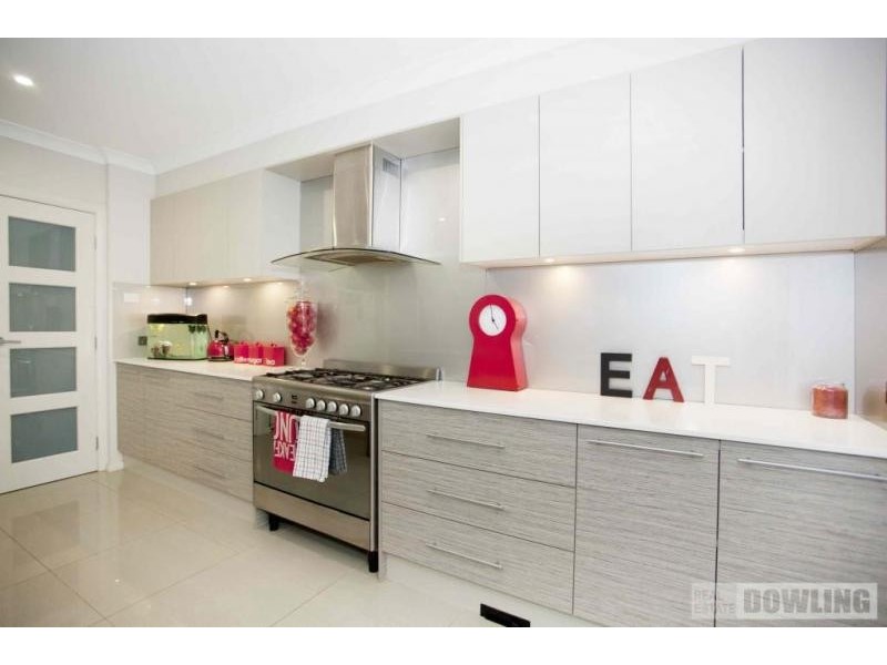 184 Sunningdale Circuit, Medowie NSW 2318