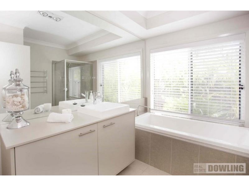 184 Sunningdale Circuit, Medowie NSW 2318