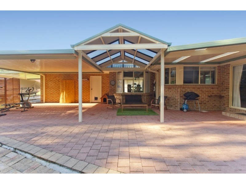 1 Osprey Circuit, Medowie NSW 2318