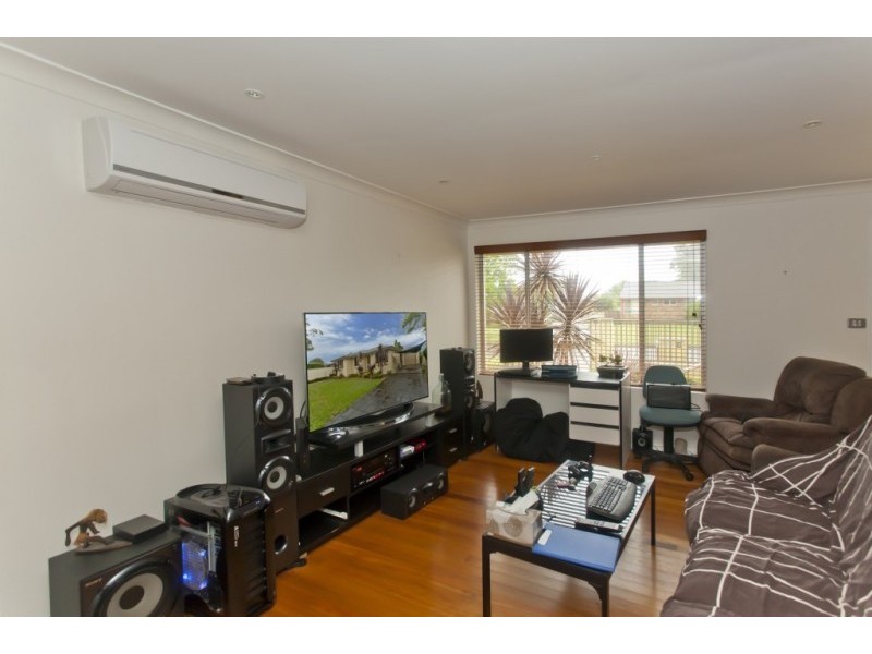 42 Silver Wattle Drive, Medowie NSW 2318