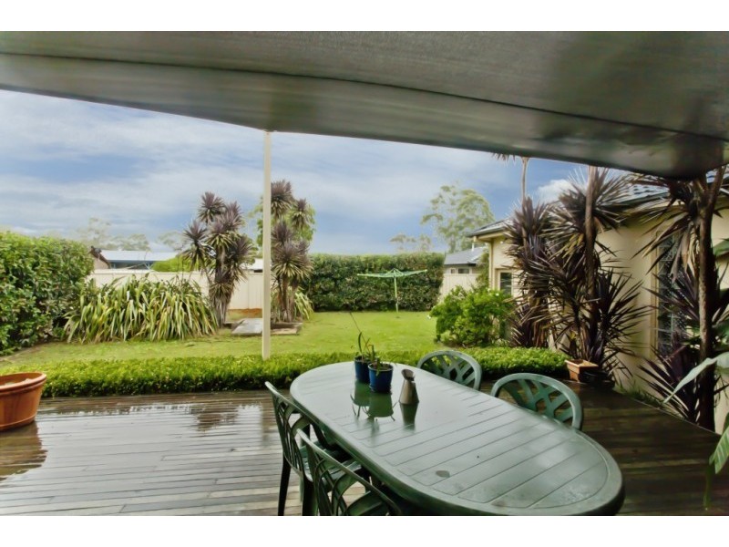 42 Silver Wattle Drive, Medowie NSW 2318