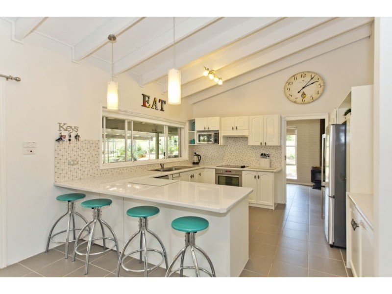 2 Chestnut Close, Medowie NSW 2318