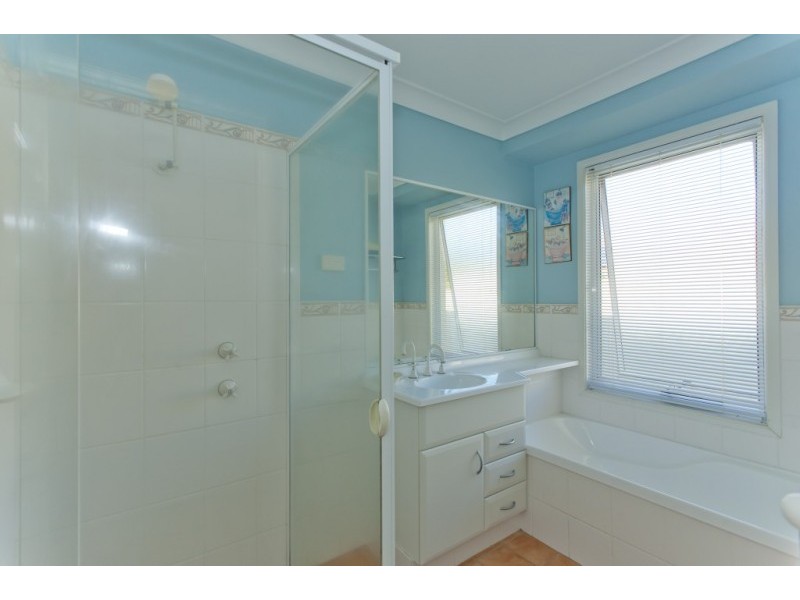 6 Sandalwood Avenue, Medowie NSW 2318