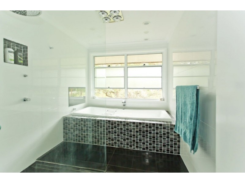 3 Hideaway Drive, Salt Ash NSW 2318