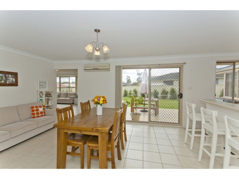 5 Myrtle Place, Medowie NSW 2318