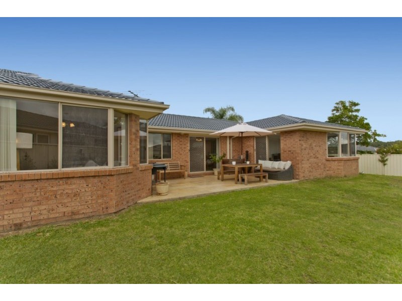 5 Myrtle Place, Medowie NSW 2318