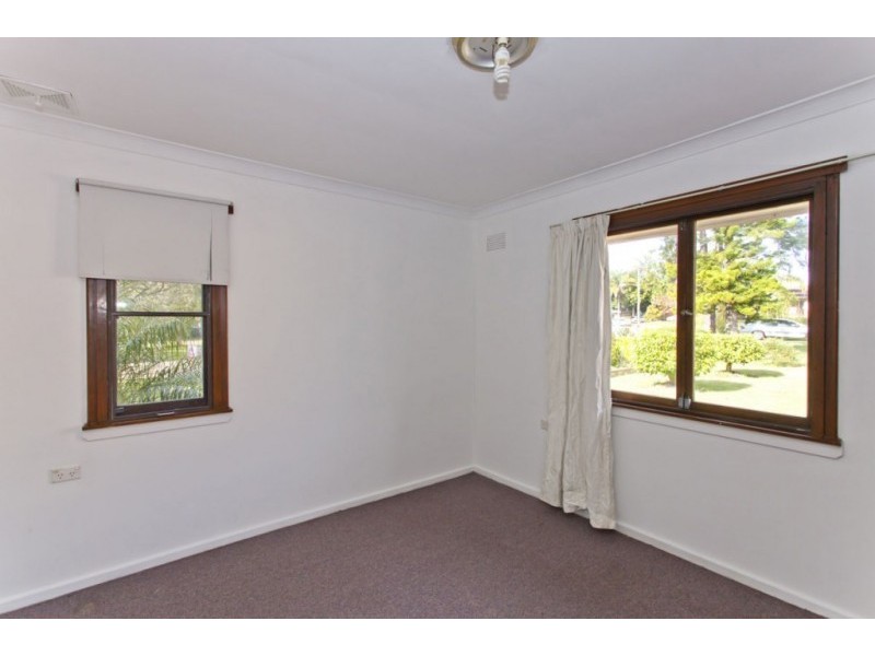 42 Parkway Avenue, Raymond Terrace NSW 2324