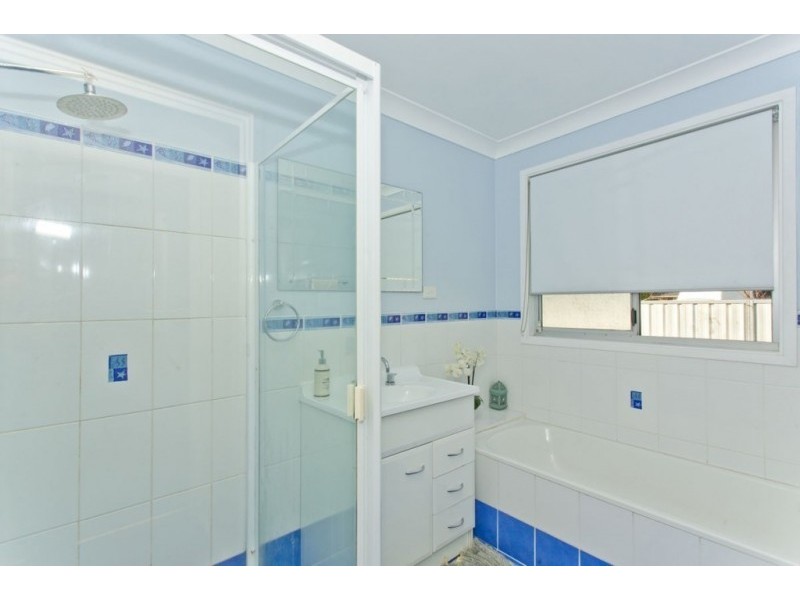 18 Elm Avenue, Medowie NSW 2318