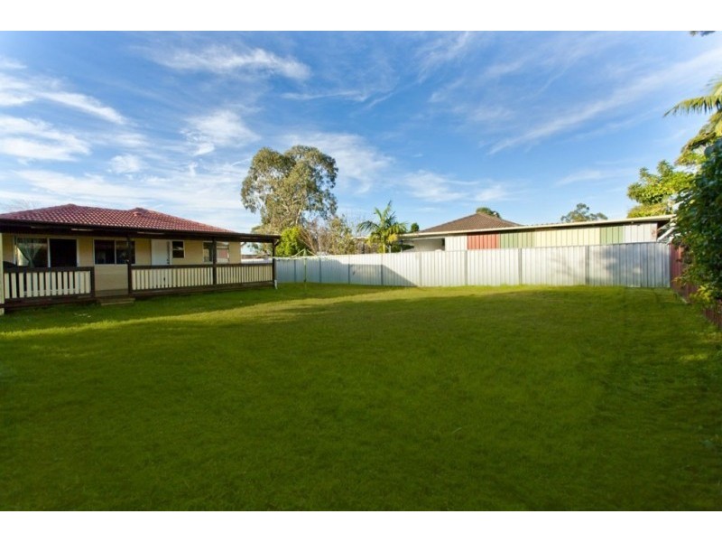 18 Elm Avenue, Medowie NSW 2318