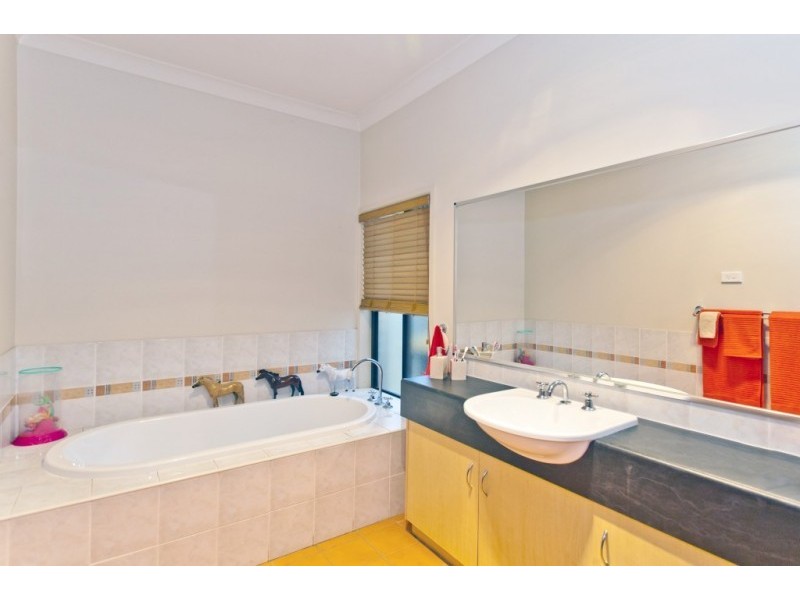 9 Osprey Circuit, Medowie NSW 2318