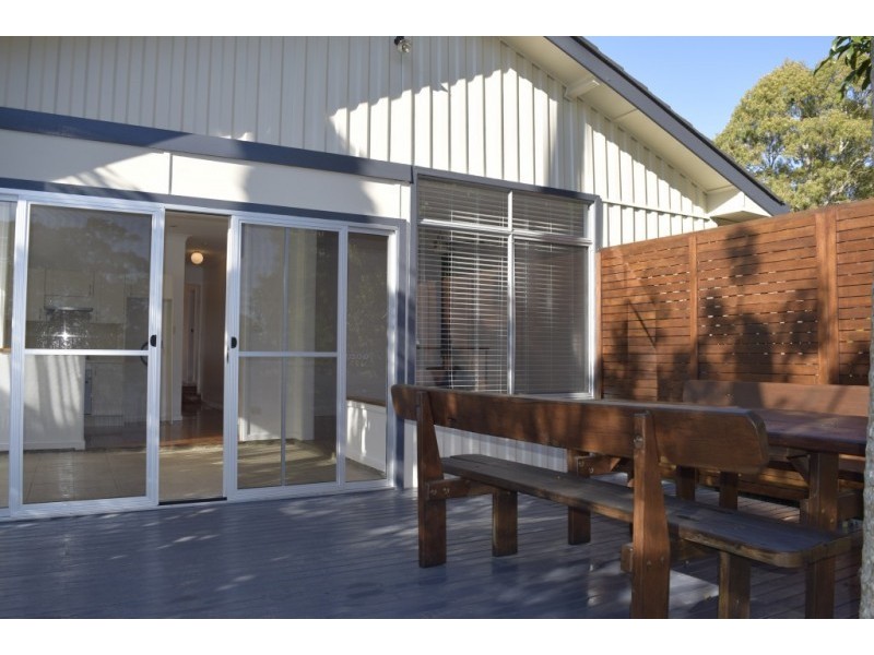 41 Caswell Crescent, Tanilba Bay NSW 2319