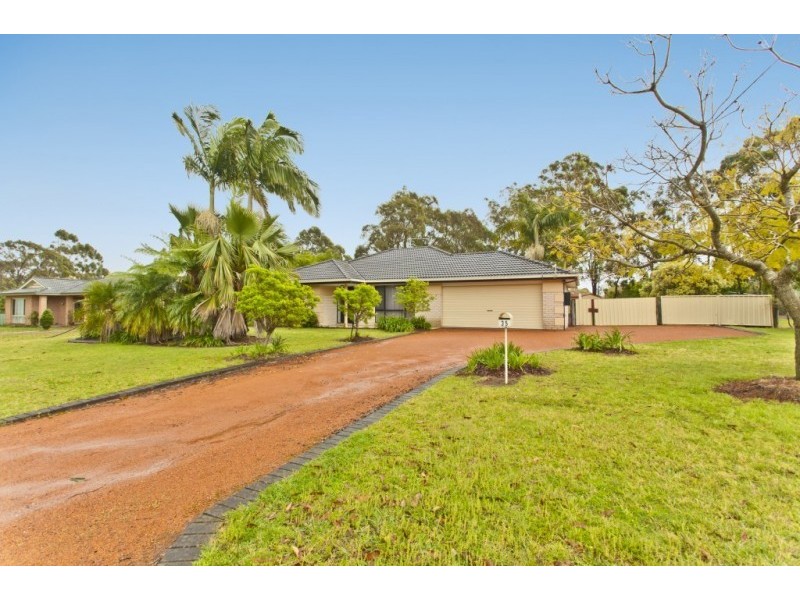 35 Sylvan Avenue, Medowie NSW 2318