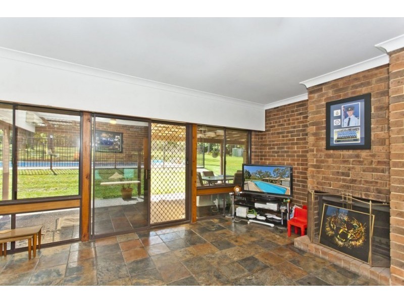 7 Windeyer Close, Medowie NSW 2318