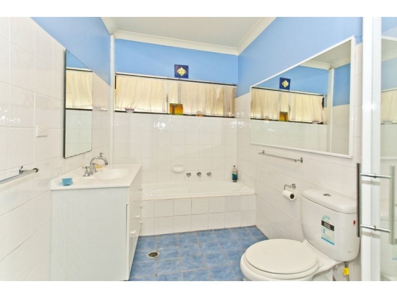 7 Windeyer Close, Medowie NSW 2318