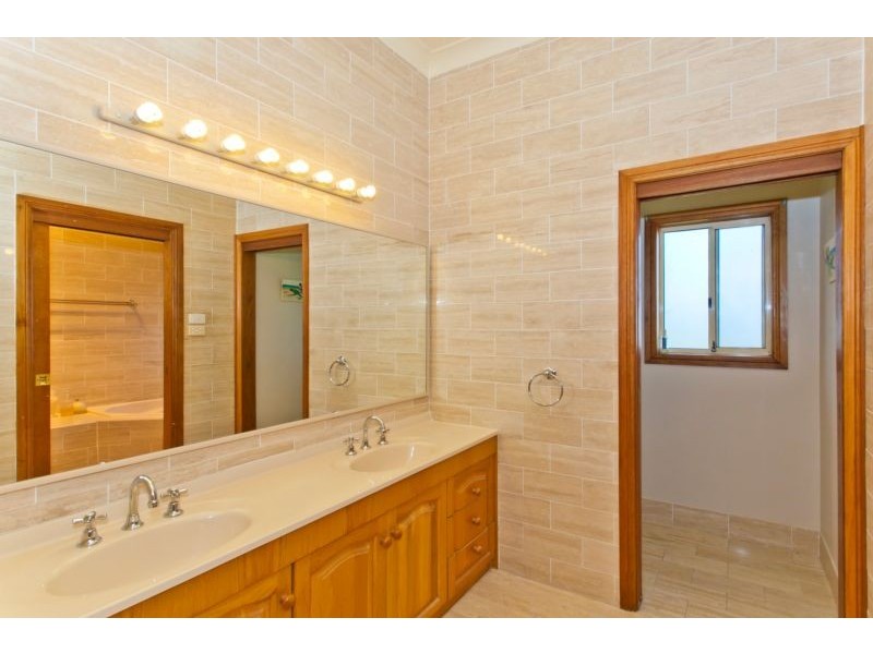 23 Federation Drive, Medowie NSW 2318