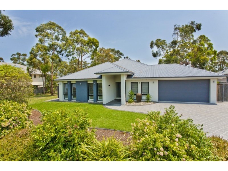 10 Oakmont Avenue, Medowie NSW 2318