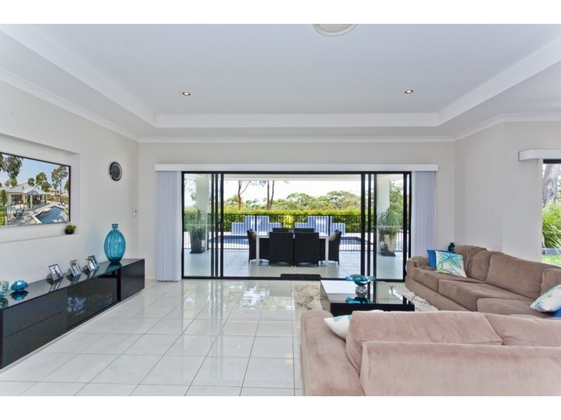 10 Oakmont Avenue, Medowie NSW 2318