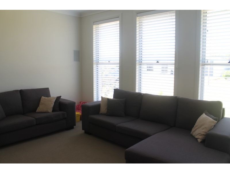 9 Sygna Street, Fern Bay NSW 2295