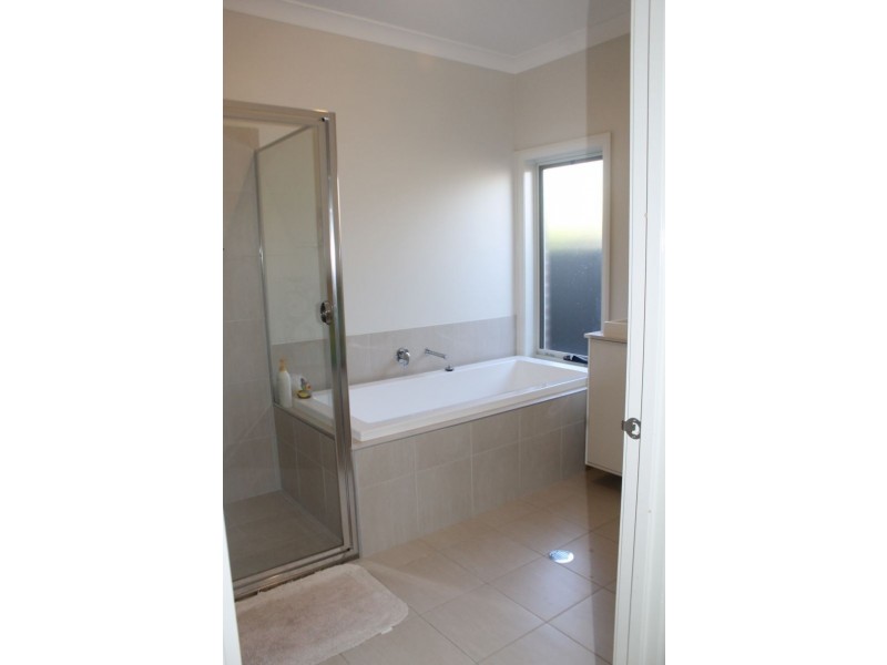 9 Sygna Street, Fern Bay NSW 2295