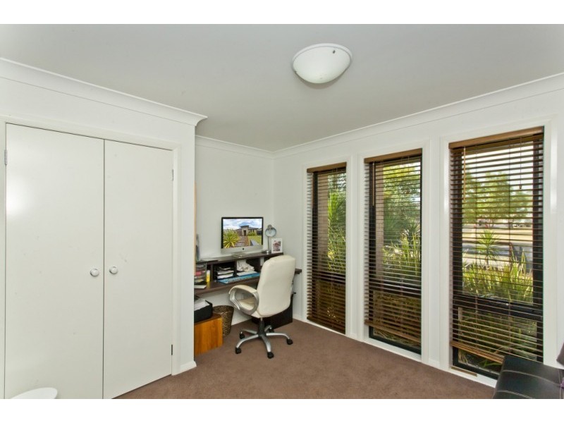 70 Pershing Place, Tanilba Bay NSW 2319