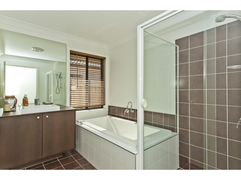 70 Pershing Place, Tanilba Bay NSW 2319