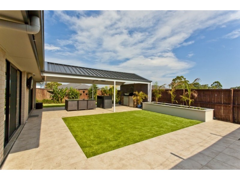 70 Pershing Place, Tanilba Bay NSW 2319