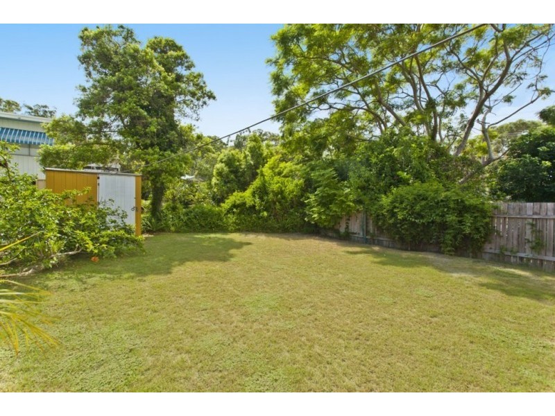 6 Elaine Avenue, Lemon Tree Passage NSW 2319