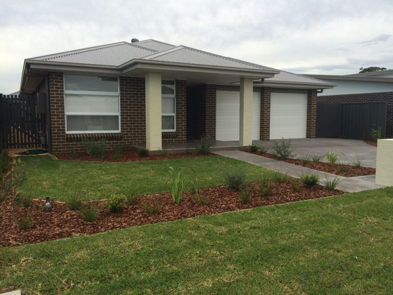 17 Groundsel Street, Fern Bay NSW 2295