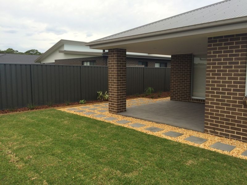 17 Groundsel Street, Fern Bay NSW 2295