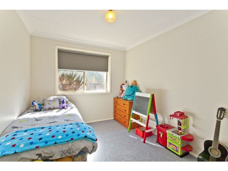 4/7 Laurina Street, Medowie NSW 2318