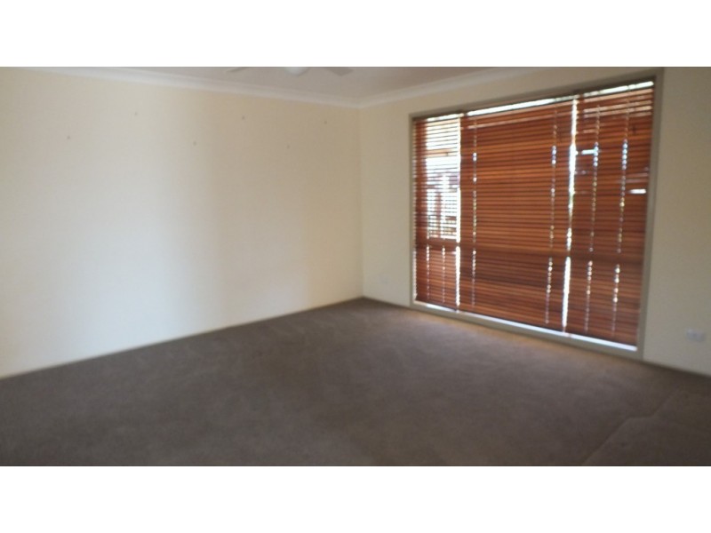 15 Glanmorgan Avenue, Medowie NSW 2318