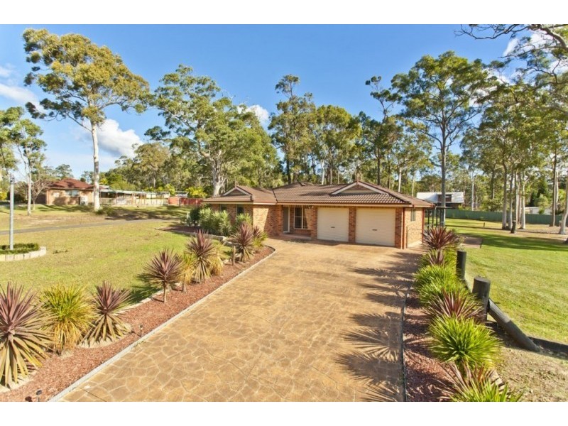 10 Sir Henry Parkes Avenue, Medowie NSW 2318