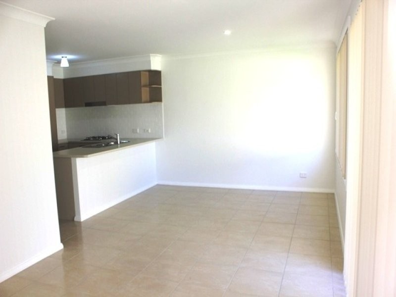 1/7 Conder Crescent, Metford NSW 2323