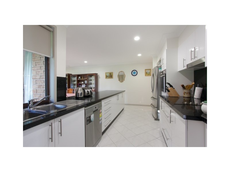 28 Lakeside Terrace, Medowie NSW 2318