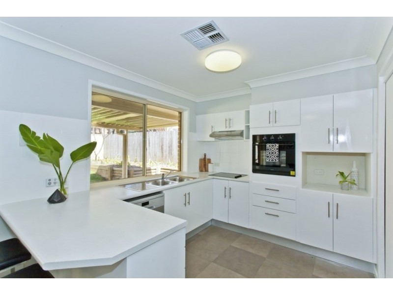 18 Rosewood Drive, Medowie NSW 2318