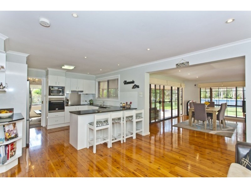 8 Karwin Road, Medowie NSW 2318