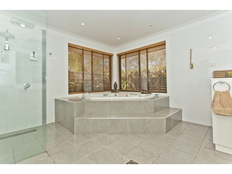 8 Karwin Road, Medowie NSW 2318