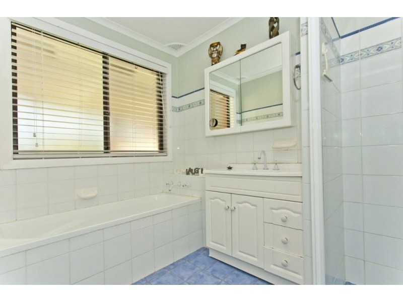 8 Karwin Road, Medowie NSW 2318